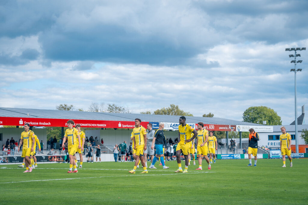Die Mannschaft der Oldschdod nach dem Spiel in Ansbach Die Mannschaft der Oldschdod nach dem Spiel in Ansbach