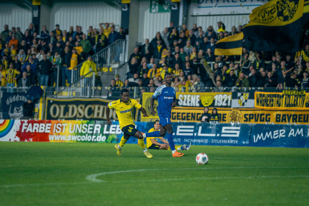 Adrian Heinle gegen Illertissen Adrian Heinle gegen Illertissen
