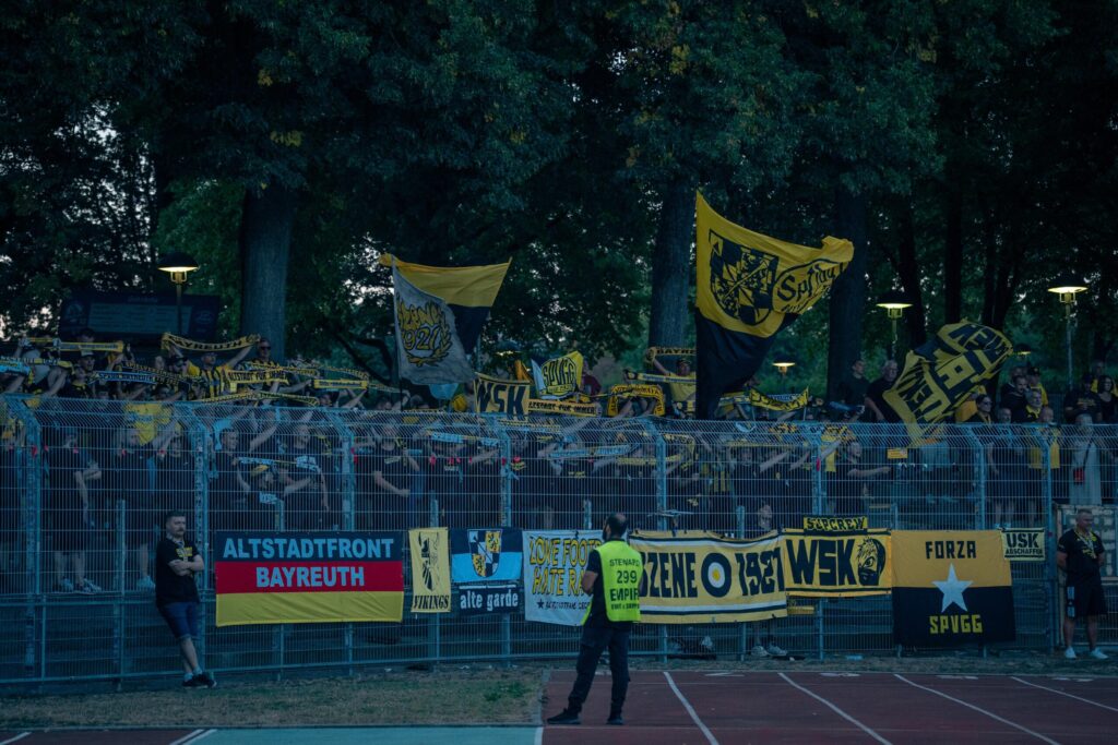 Die Fans der Oldschdod in Schweinfurt Die Fans der Oldschdod in Schweinfurt