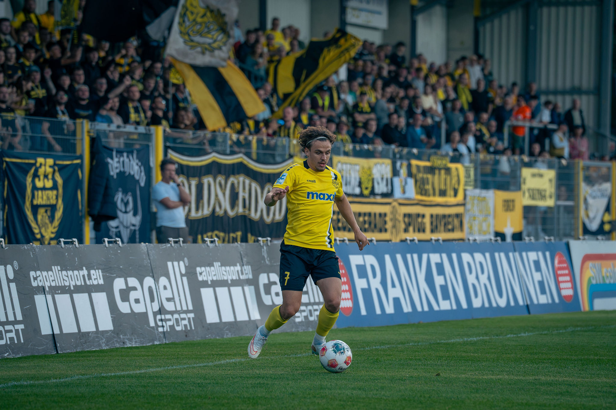Mit seiner Vorlage zum Siegtreffer hatte Marlon Fires gegen Aubstadt entscheidenden Anteil am Erfolg. Auch gegen Unterhaching möchte der Außenverteidiger offensiv wieder Akzente setzen.